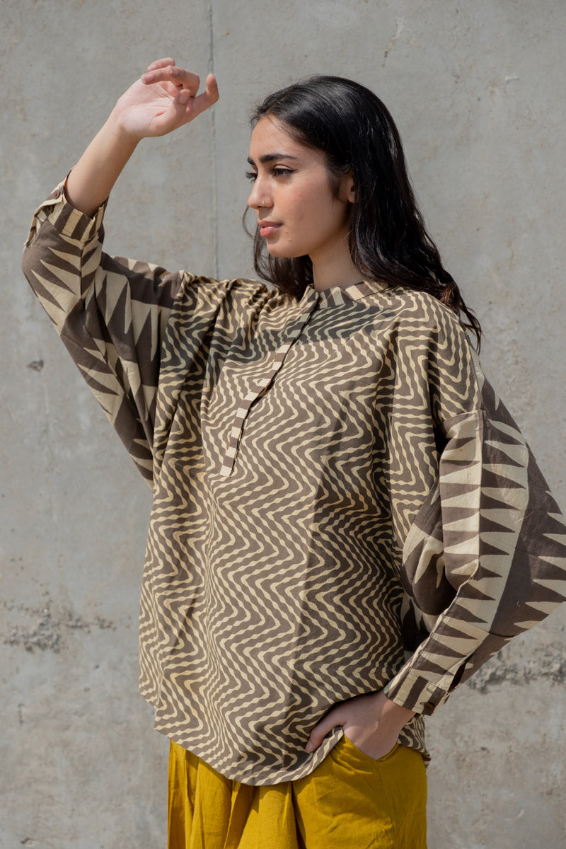 Freesize Antifit Shirt - Khakhi Chevrons