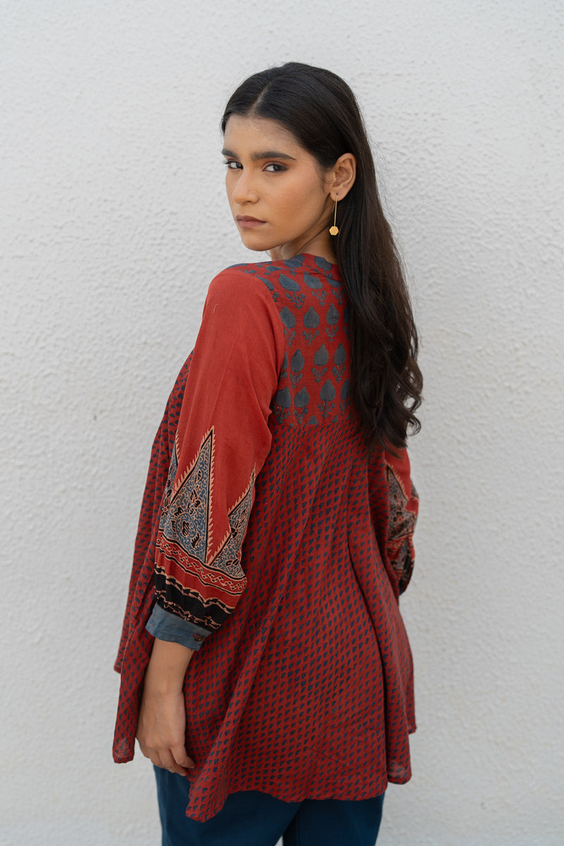 Bias Tunic - Ark Red