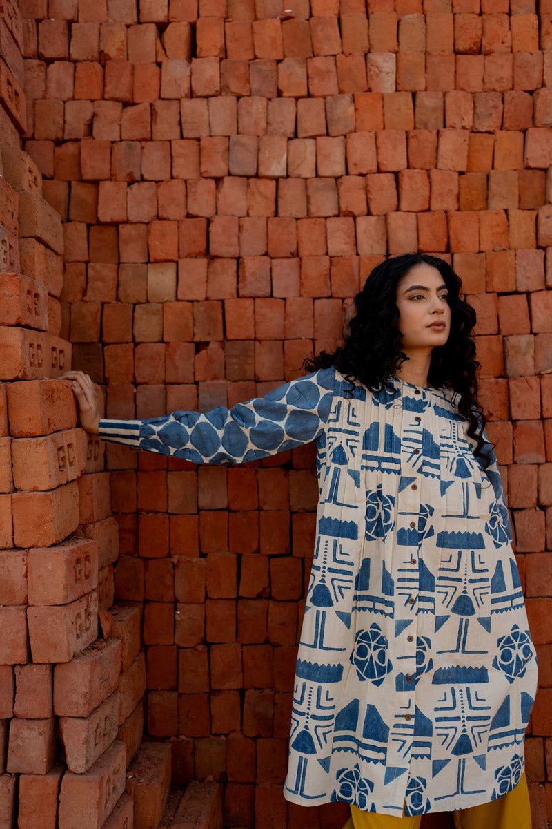 Short Navi Pintuck Kurta - Indigo