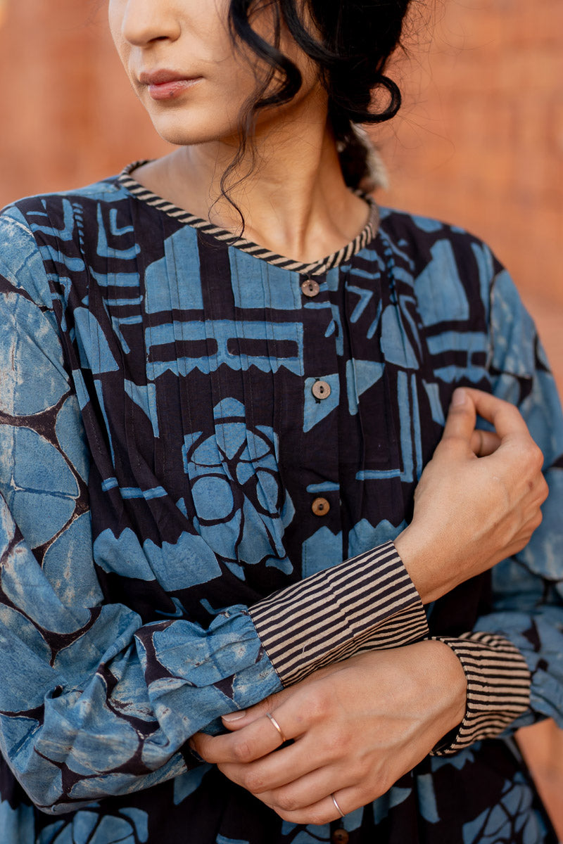 Short Navi Pintuck Kurta - Black