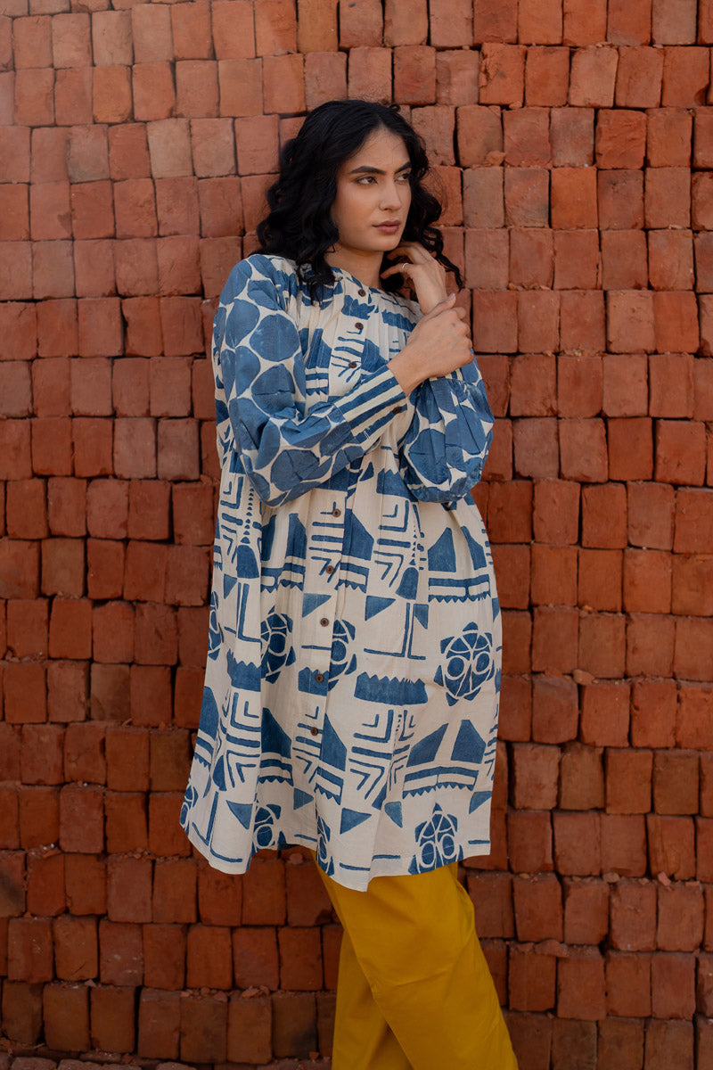 Short Navi Pintuck Kurta - Indigo