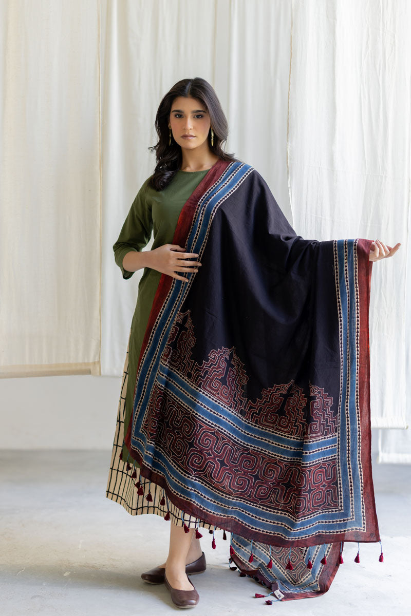 Set of 3 - Kurta, Culottes & Dupatta - Mrida 19