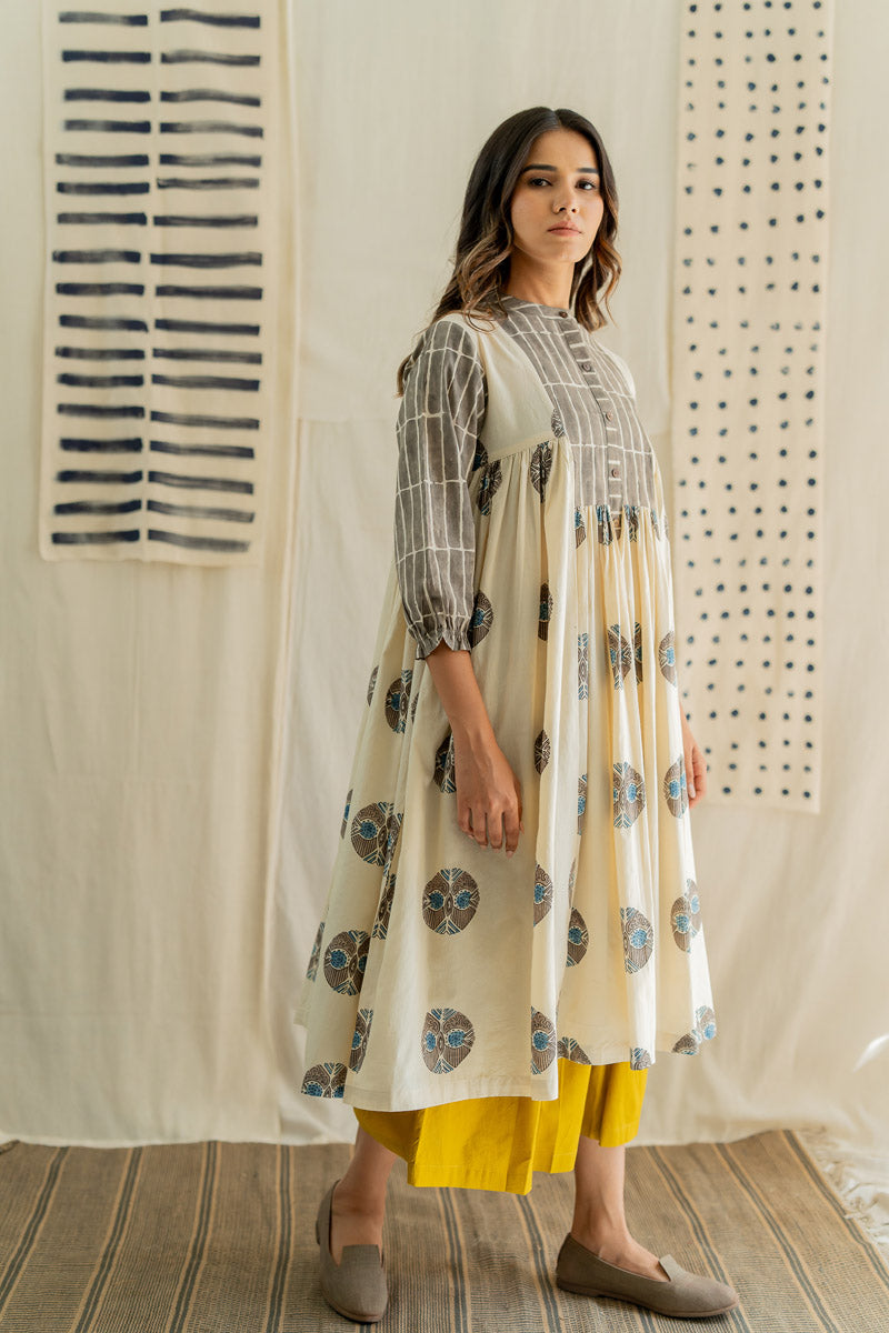 Amra Side Pleat Kurta - Natural White & Grey