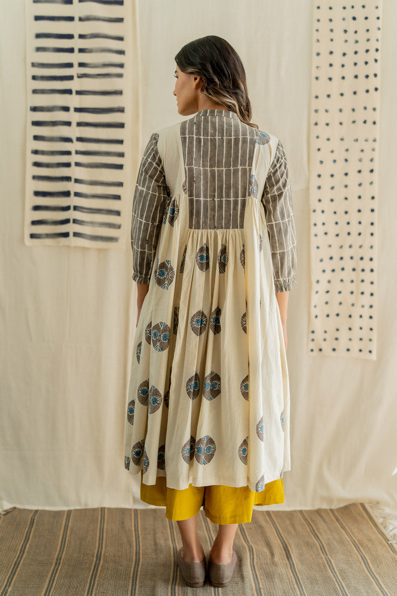 Amra Side Pleat Kurta - Natural White & Grey