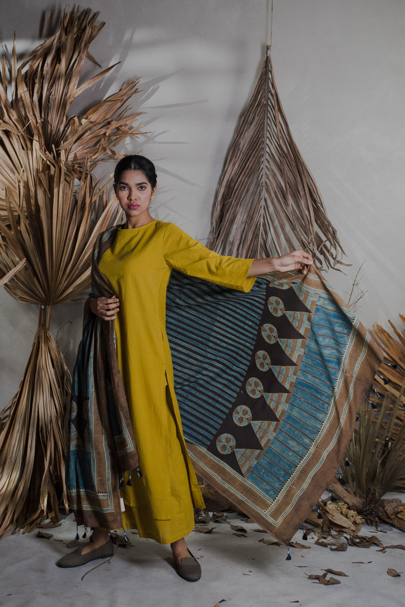 Cotton Dupatta - Sura 04