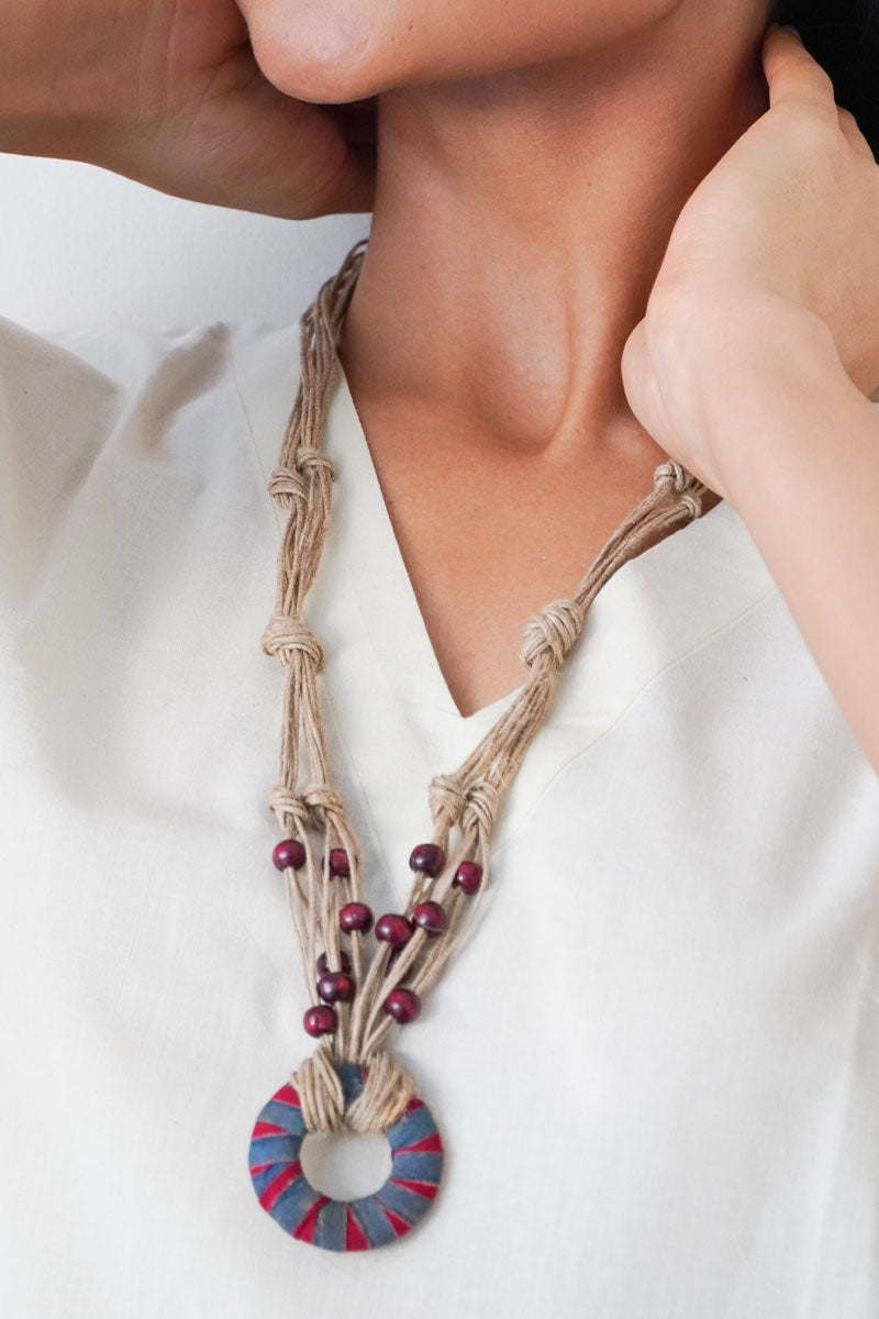 Pendant Necklace – Earthy Red