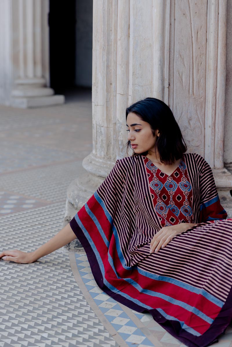 Freesize Kaftan - Red Nizana