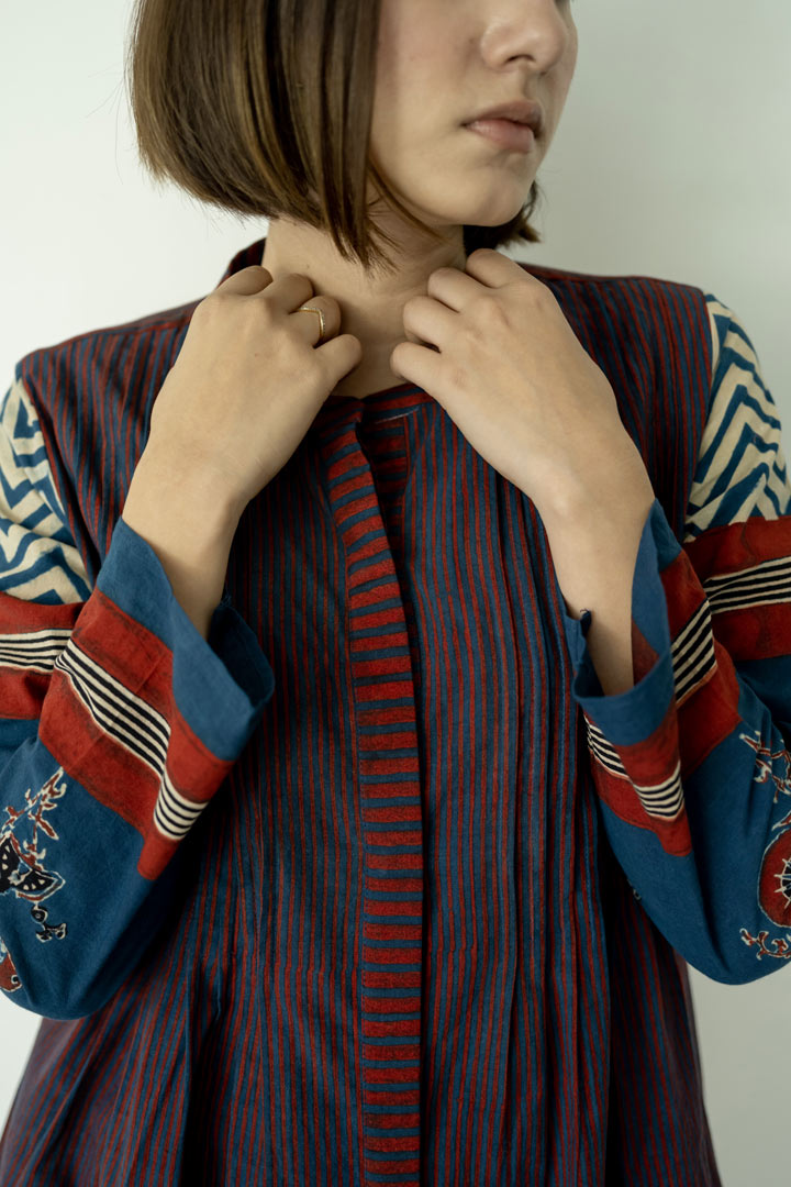 Pintuck Kurta - Indigo & Burgundy