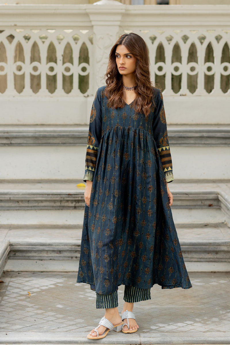 Chanderi Silk V Neck Flared Kurta Set of 2 - Maliha