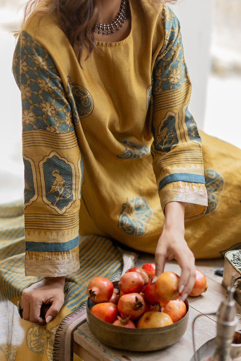 Chanderi Silk Classic Kurta Set of 2 - Parizaad