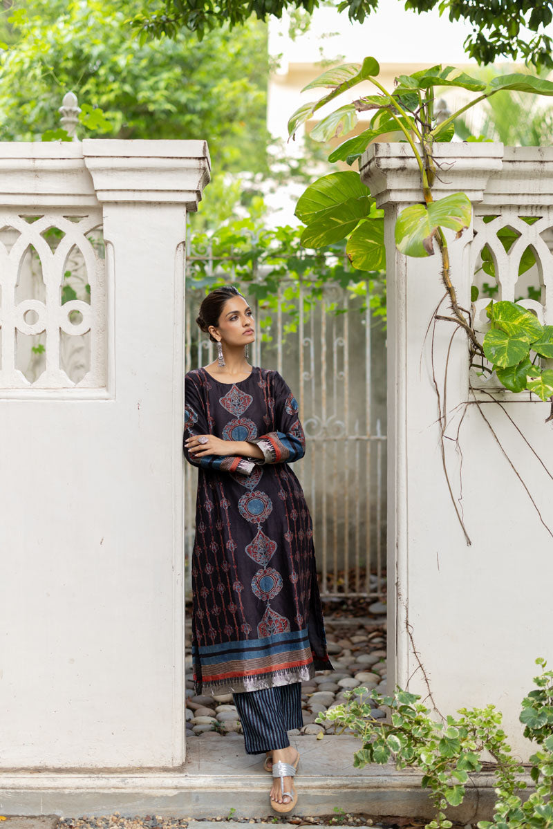 Chanderi Silk Classic Kurta Set of 2 - Naima
