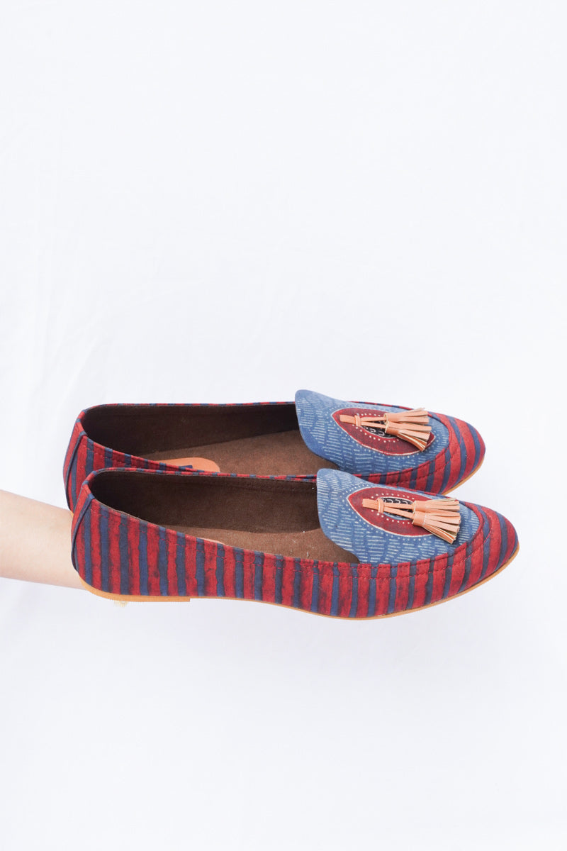 Loafers - Red Nirmal