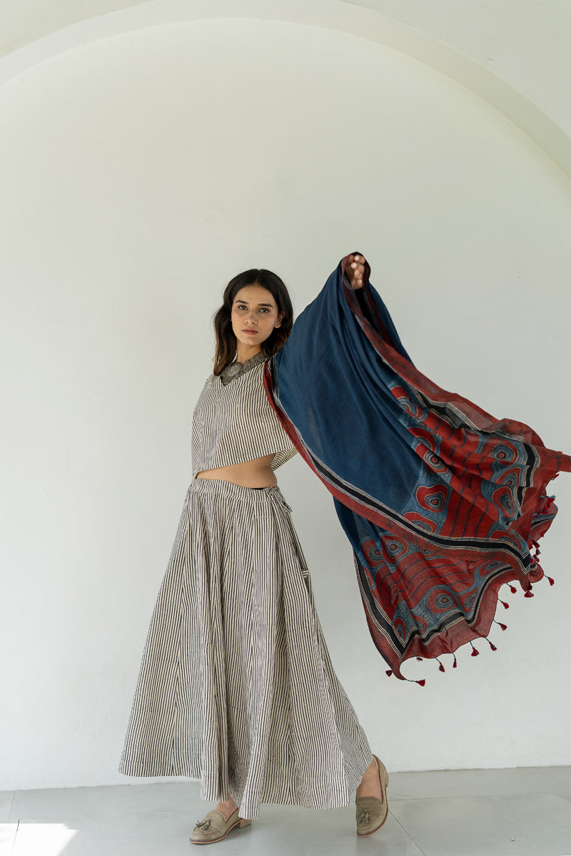 Set of 3 - Flared Skirt, Top & Dupatta - Navratri 06