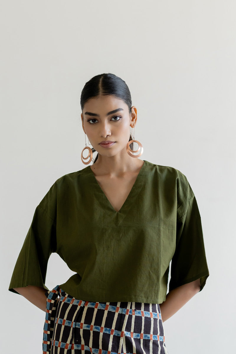 Basic Top - Olive V neck