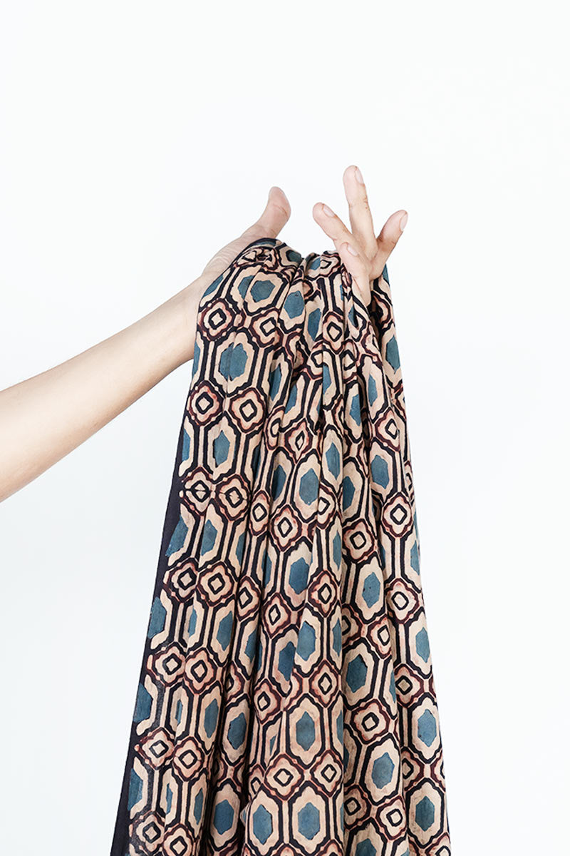 Cotton Fabric - Kalmash Black & Maroon