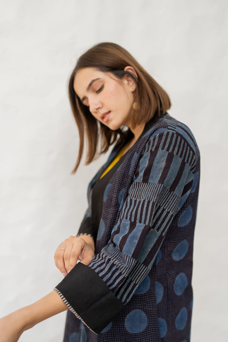 Cropped Collar Overlay-Black & Indigo