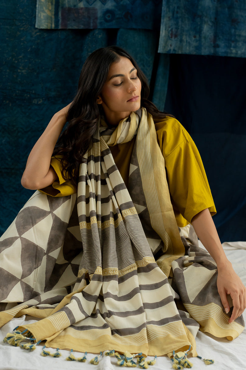 Cotton Saree - Pyramid