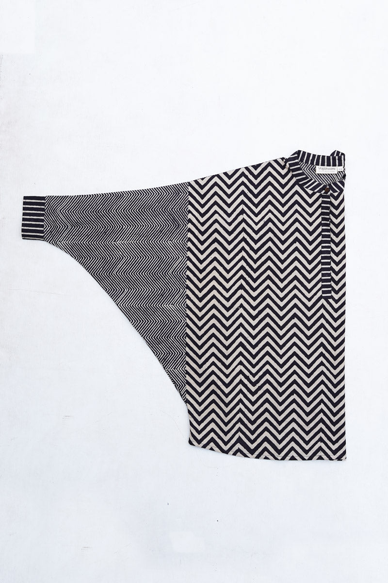 Unisex Anti-fit Shirt - Black chevron