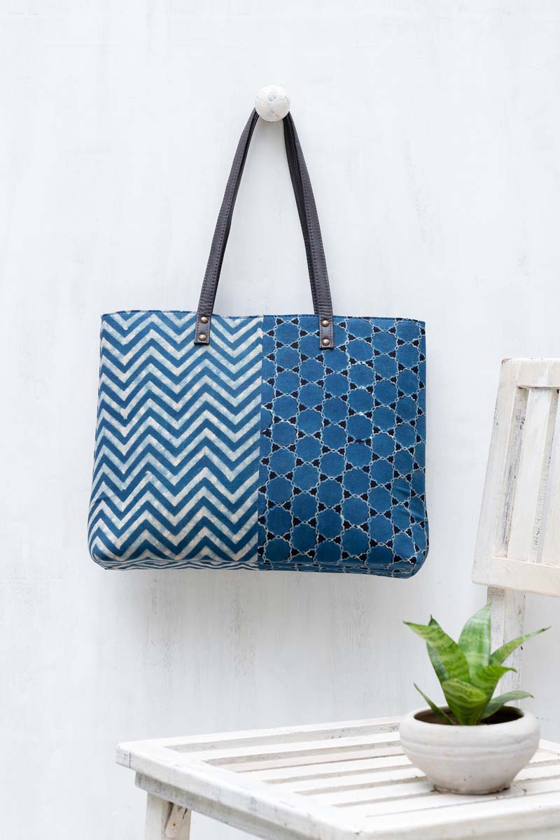 SET OF 3 - Tote Bag & 2 Pouches 03
