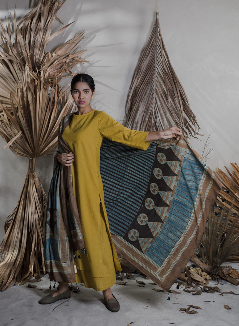 Co-ord Set of 3 - Kurta, Culotte & Dupatta - Sura 15