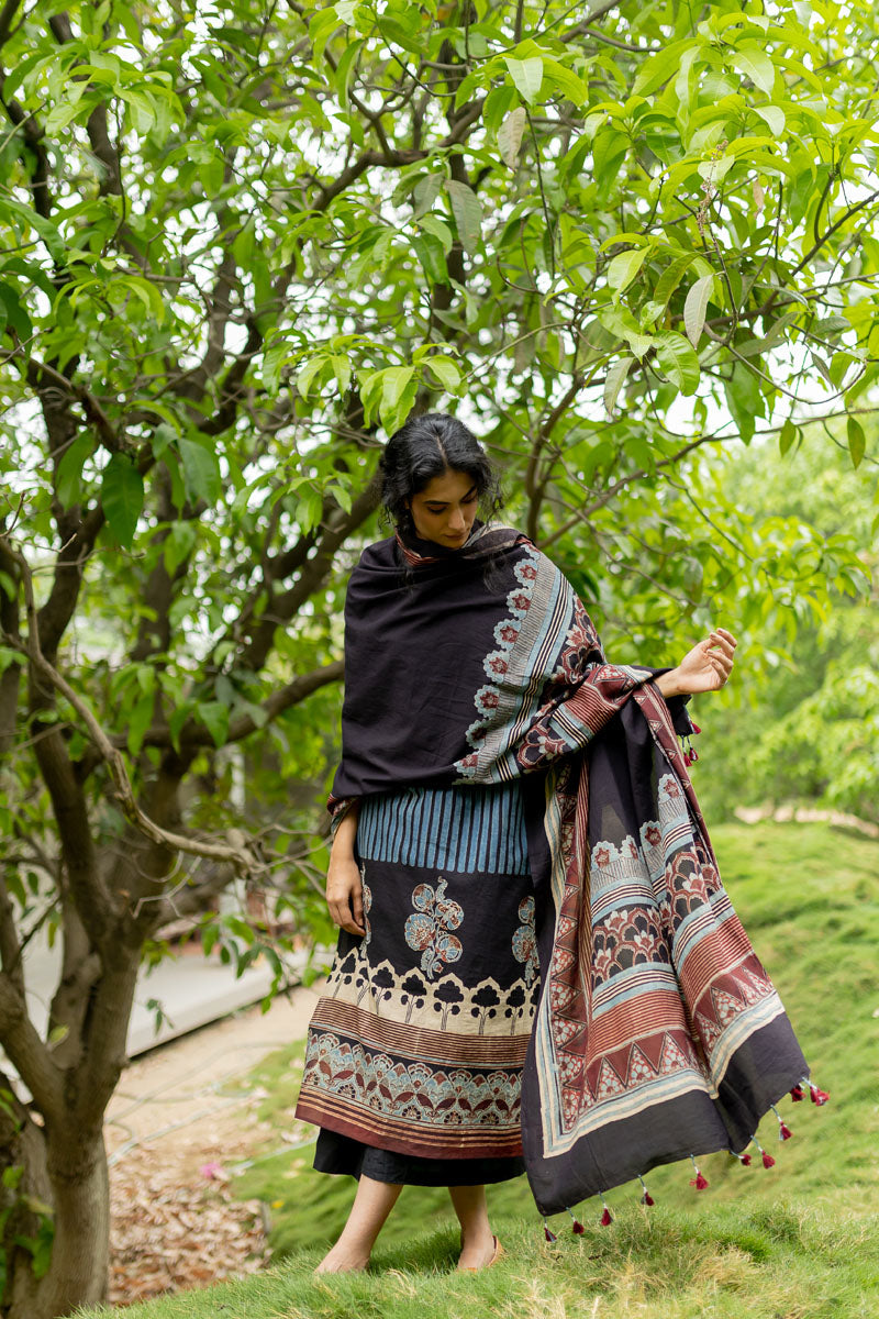 Set of 3 - Kurta, Dupatta, Culotte - Niruja