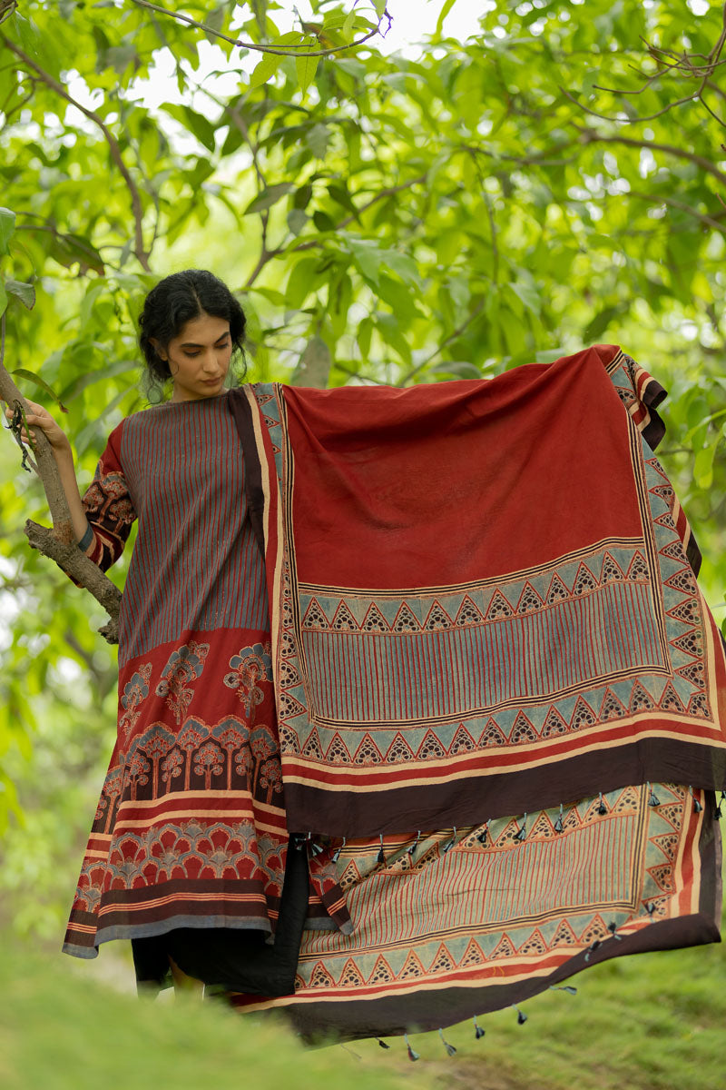 Set of 3 - Kurta, Dupatta & Culotte - Zuhr 05