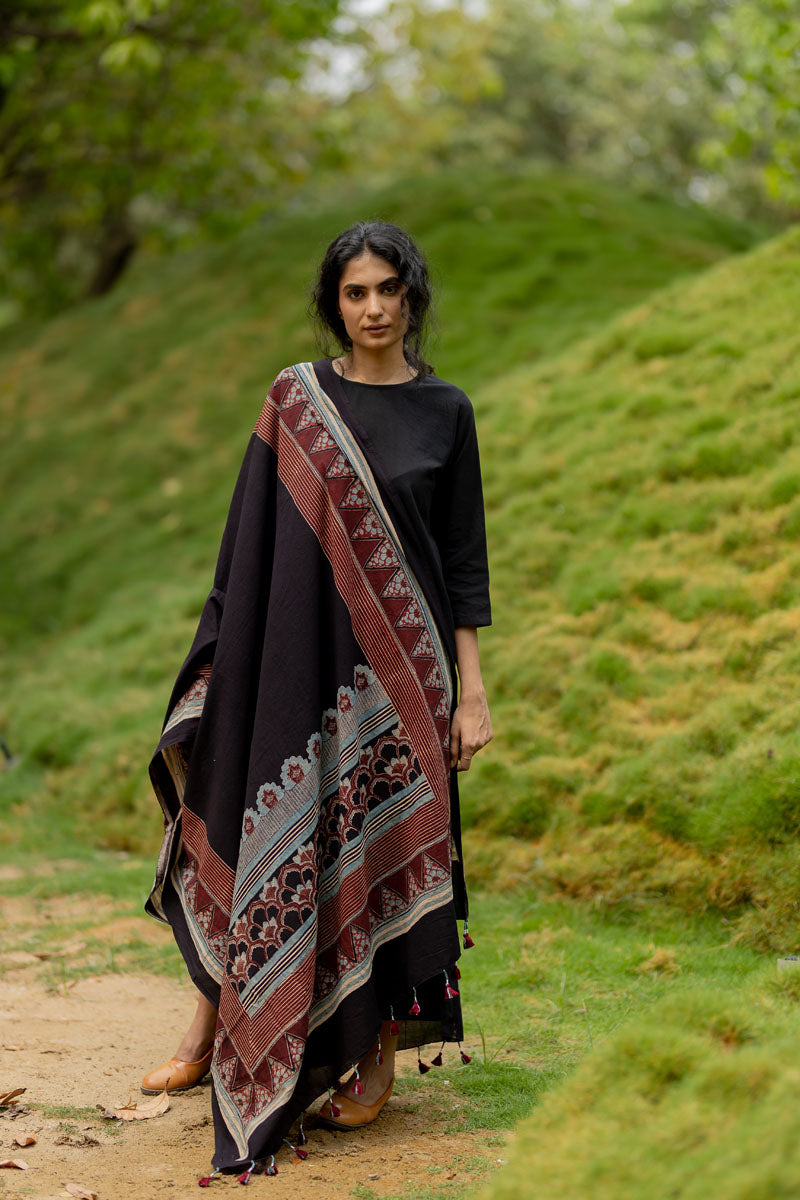 Set of 3 - Basic Kurta, Dupatta, Culotte - Niza