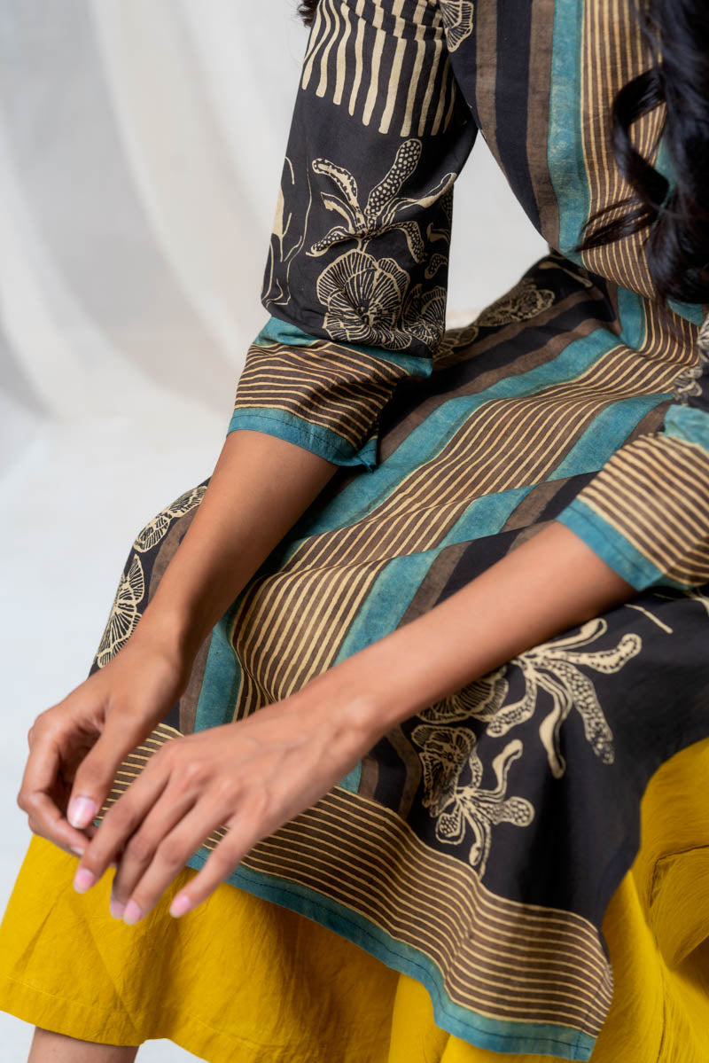 Classic Kurta – Black Vanya