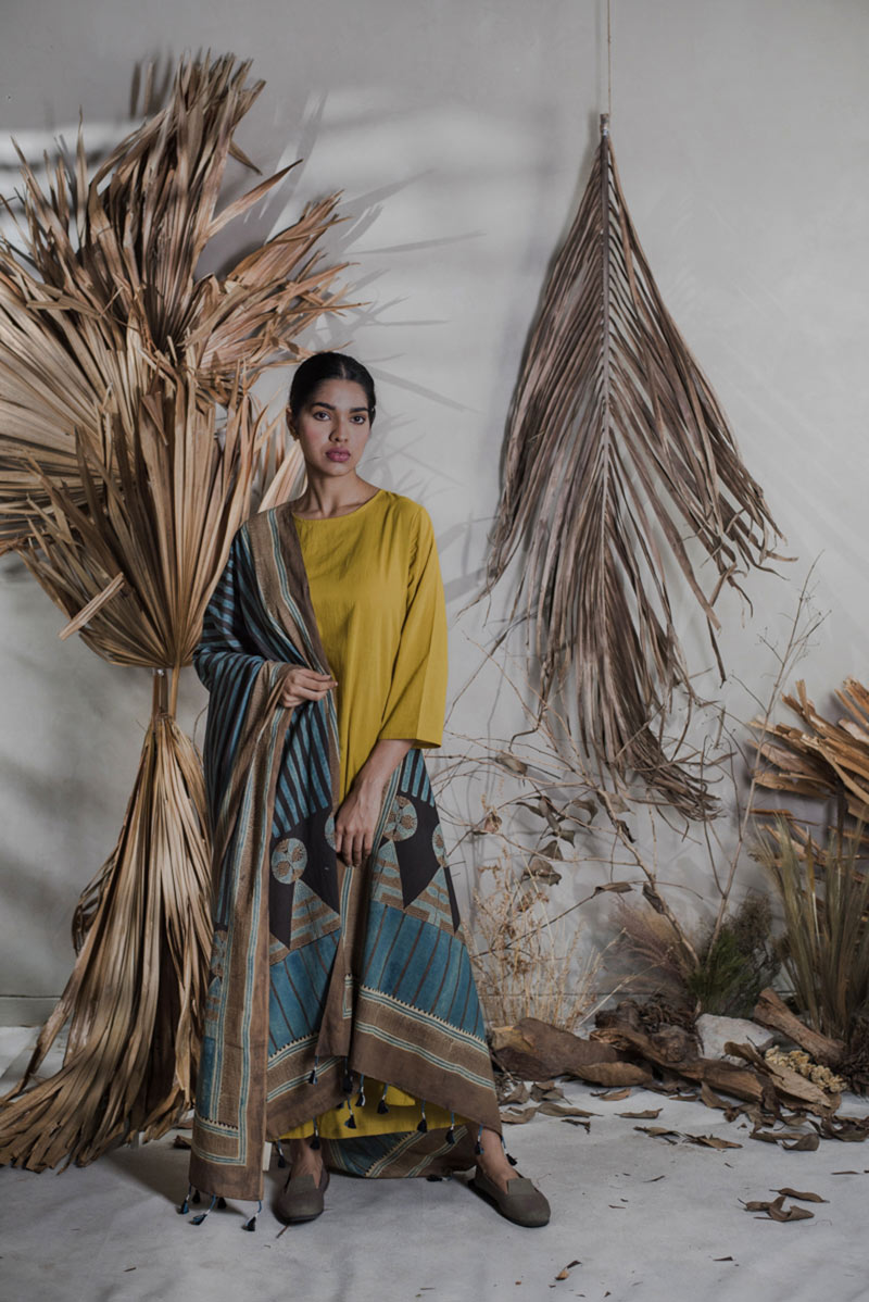 Cotton Dupatta - Sura 04