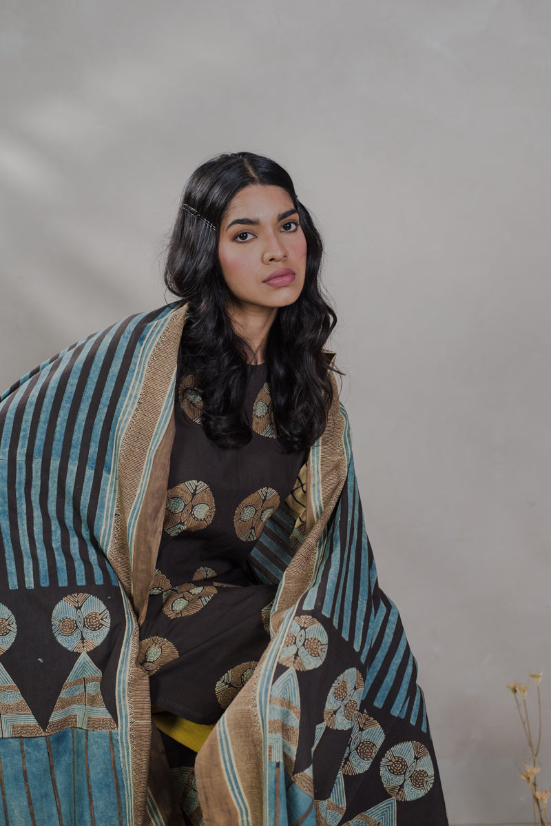 Co-ord Set of 3 - Kurta, Culotte & Dupatta - Sura 07
