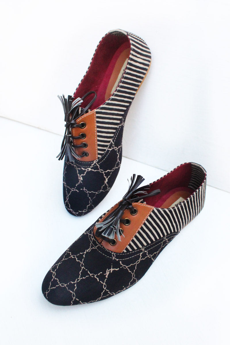 Brogues - Black Jaal