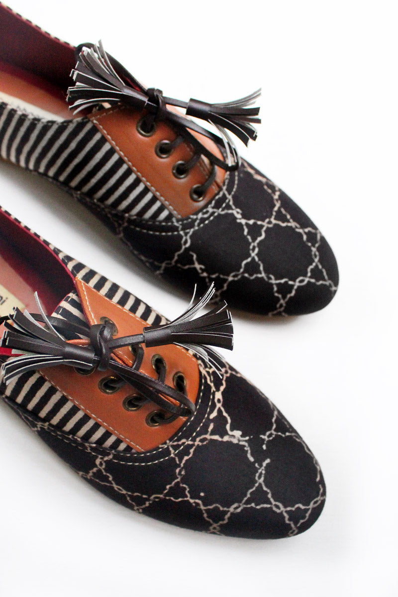 Brogues - Black Jaal