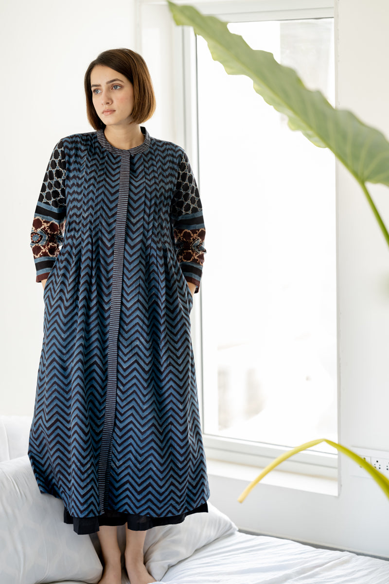 Pintuck Kurta - Indigo & Black