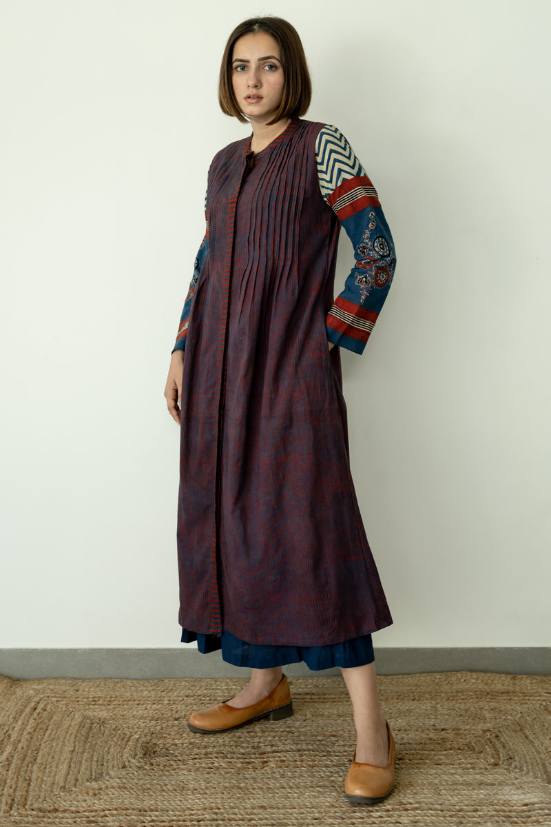 Front-open Pintuck Kurta - Indigo & Burgundy