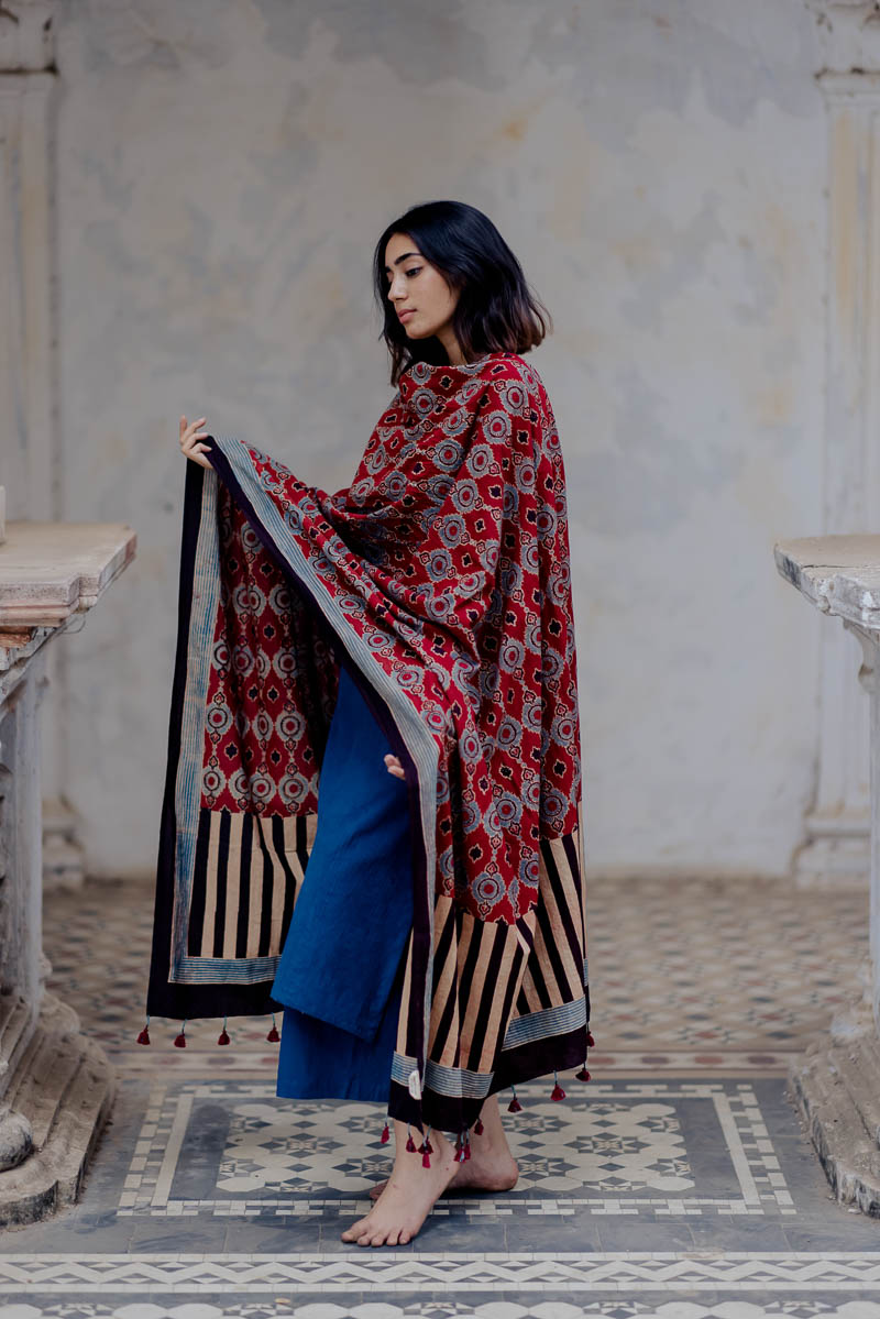 Cotton Dupatta – Red Nizana