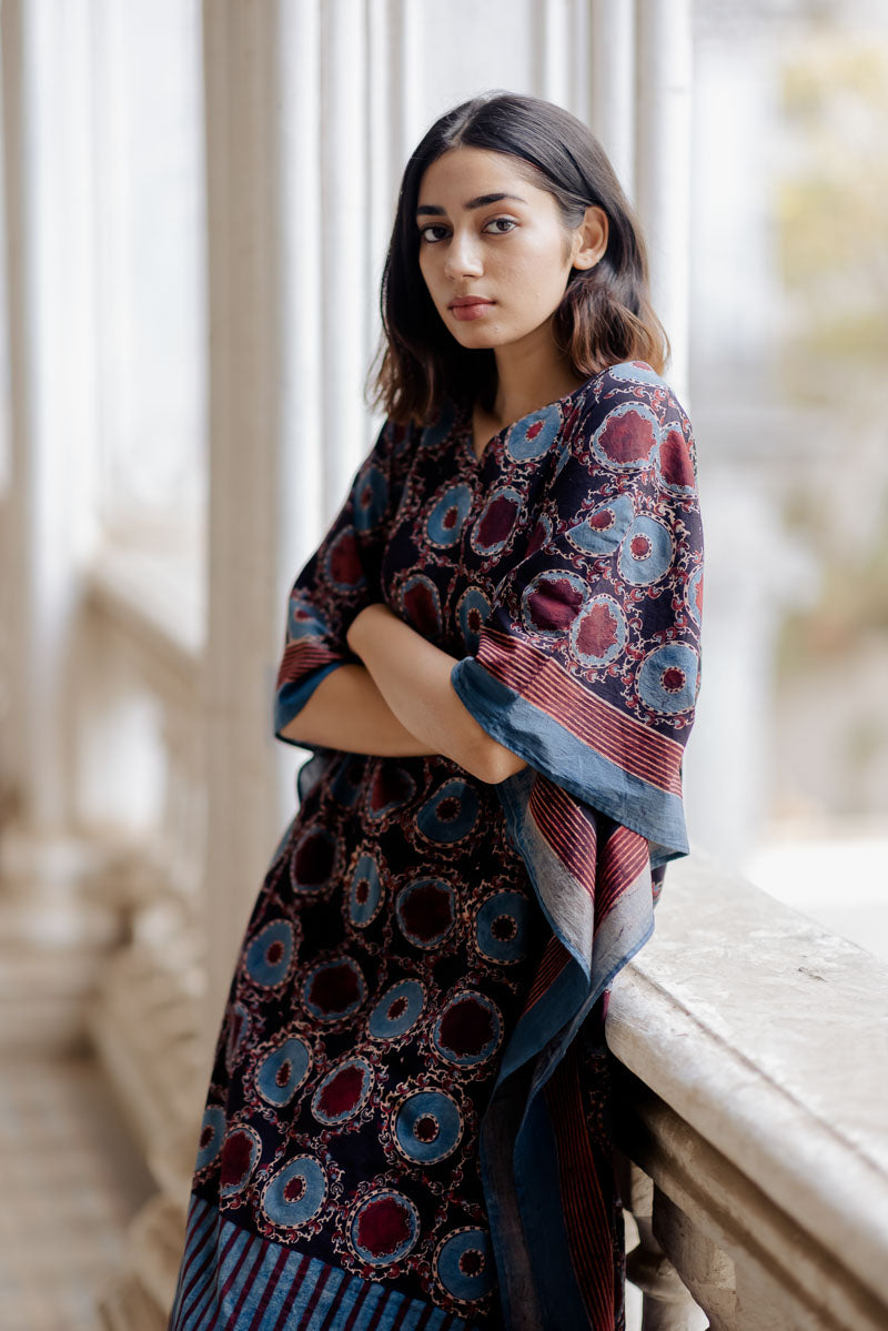 Freesize Kaftan – Black Farhana