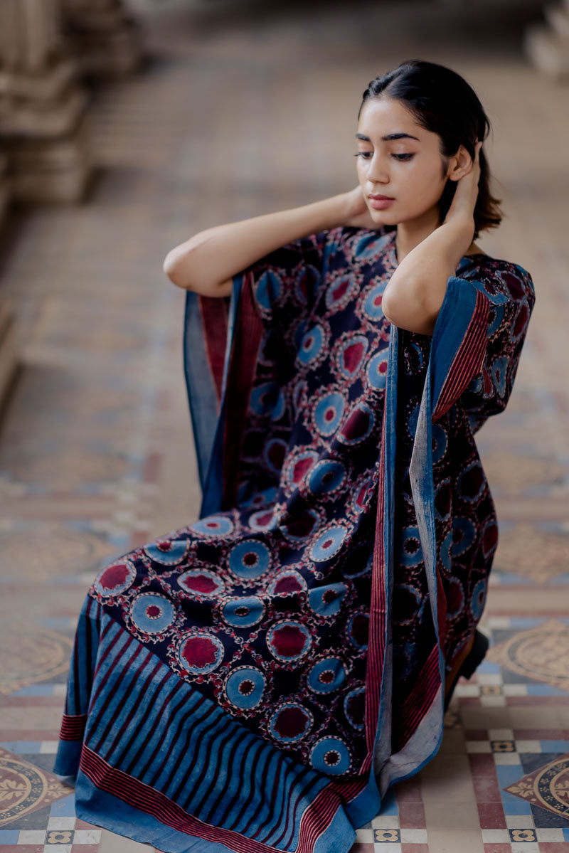 Freesize Kaftan – Black Farhana