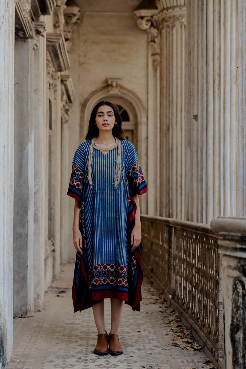 Freesize Kaftan – Indigo Stripes Neeha