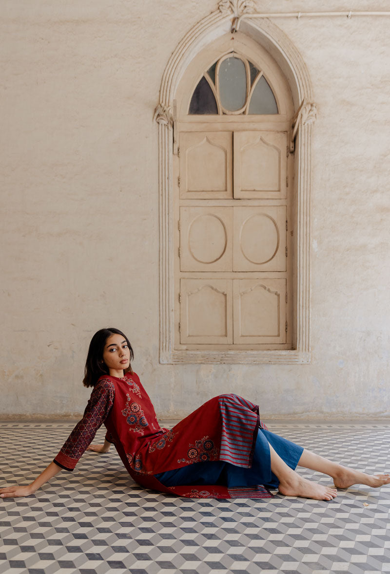 Classic Kurta – Red Zahra