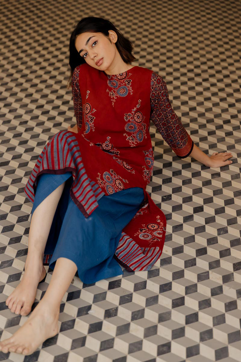 Classic Kurta – Red Zahra