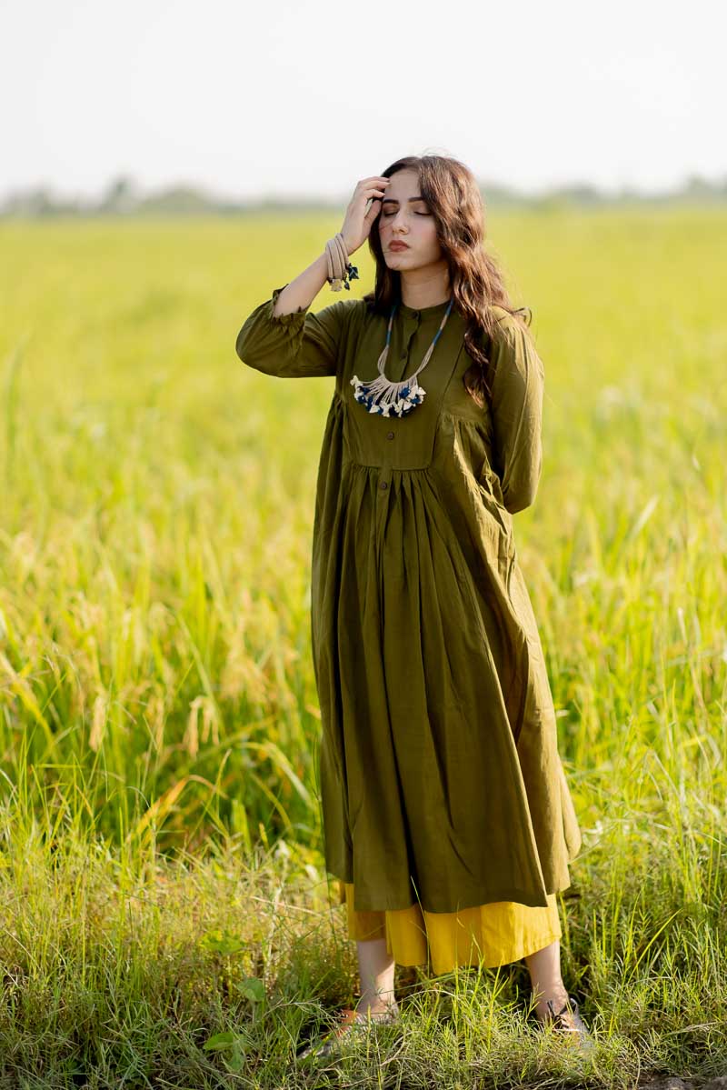 Co-ord Set of 2 – Side Pleat Kurta & Culotte – Olive