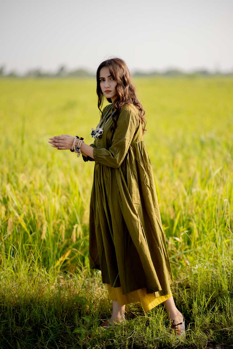 Co-ord Set of 2 – Side Pleat Kurta & Culotte – Olive