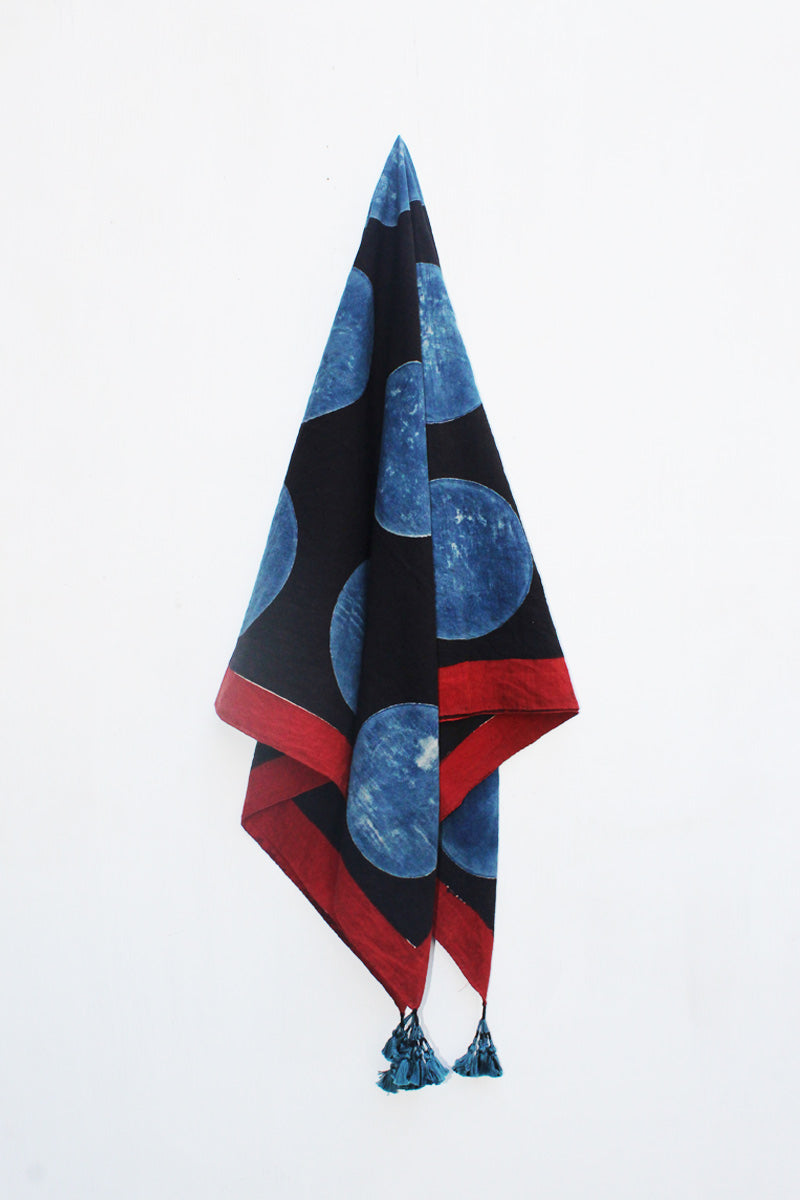 Cotton Scarf – Black & Indigo Circles