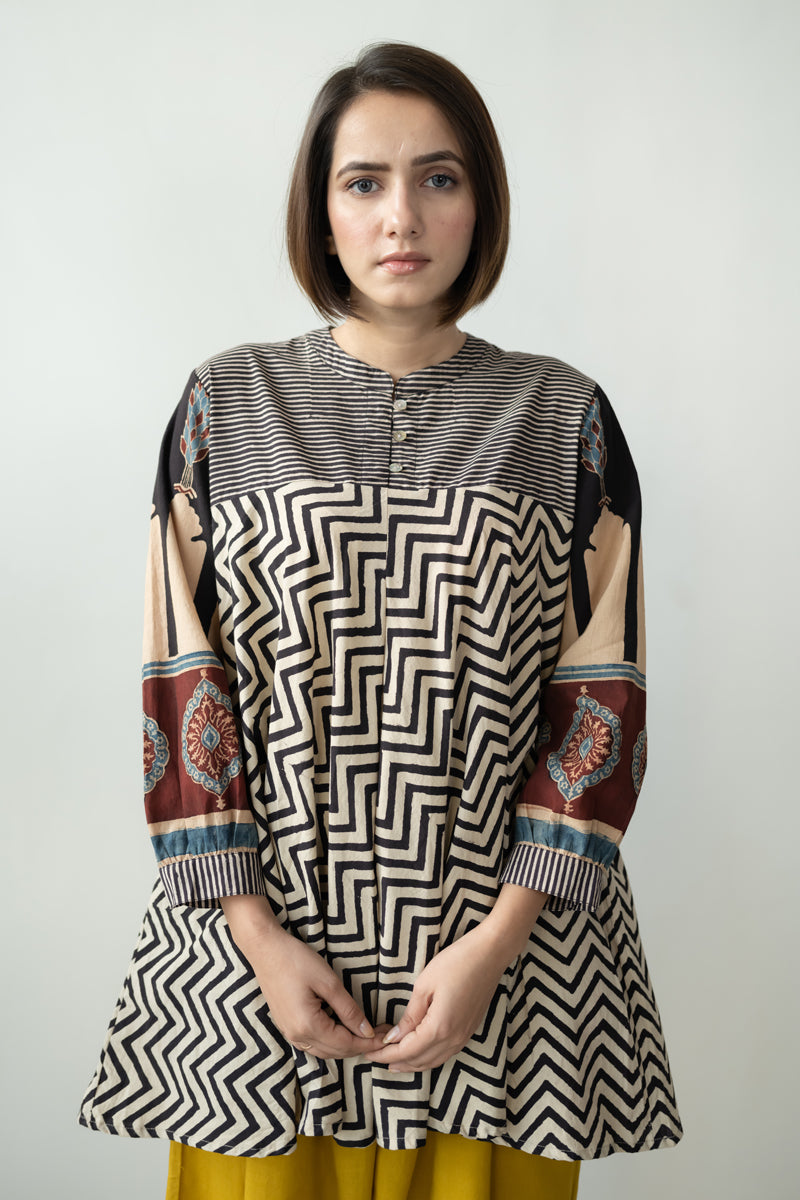 Bias Tunic - Black