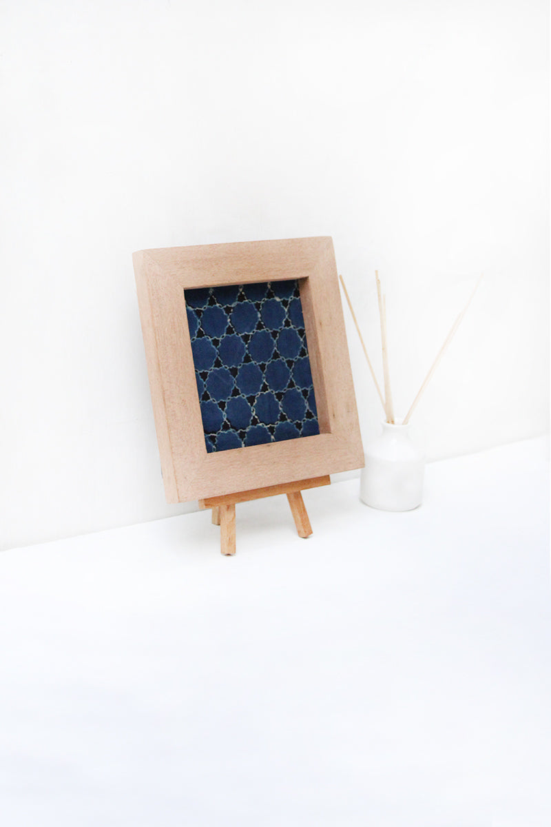 Wooden Frame with Jaal Motif – 10