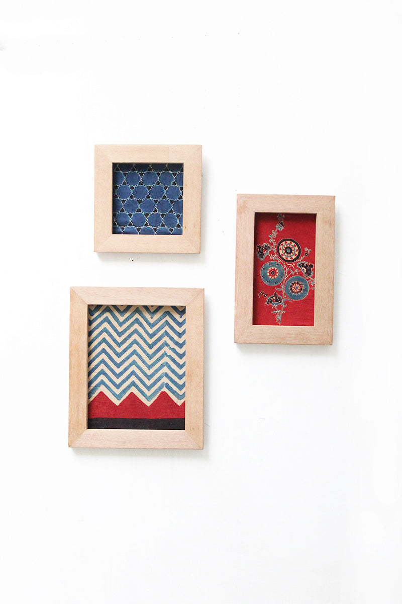 Set of 3 Wooden Frames - 03