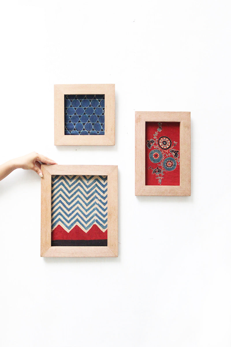 Set of 3 Wooden Frames - 03