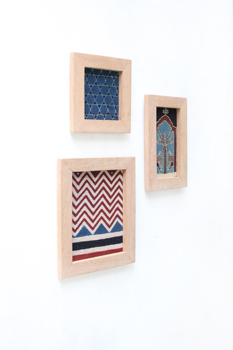 Set of 3 Wooden Frames - 01