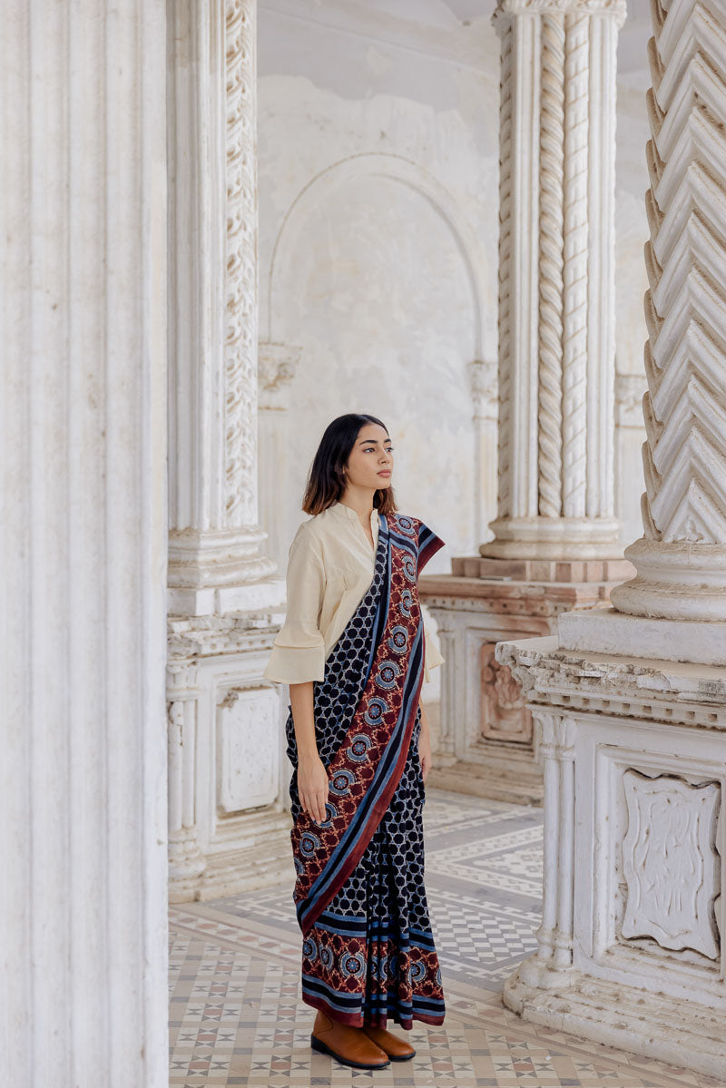 Cotton Saree - Black Airin