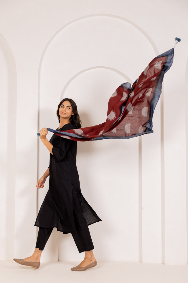 Set of 3- Kurta, Pant & Scarf Mora 04